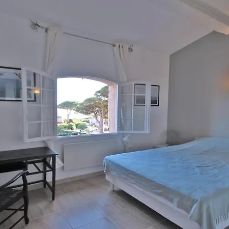Apartment 3 Face A La Avec Superbe Vue Et Piscine Dans La El Cantarello - Maxime *